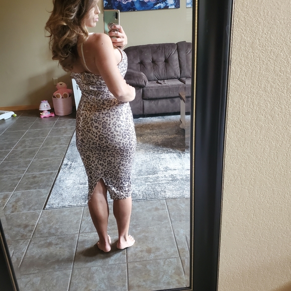 Fun sequence dress - Picture 2 of 2